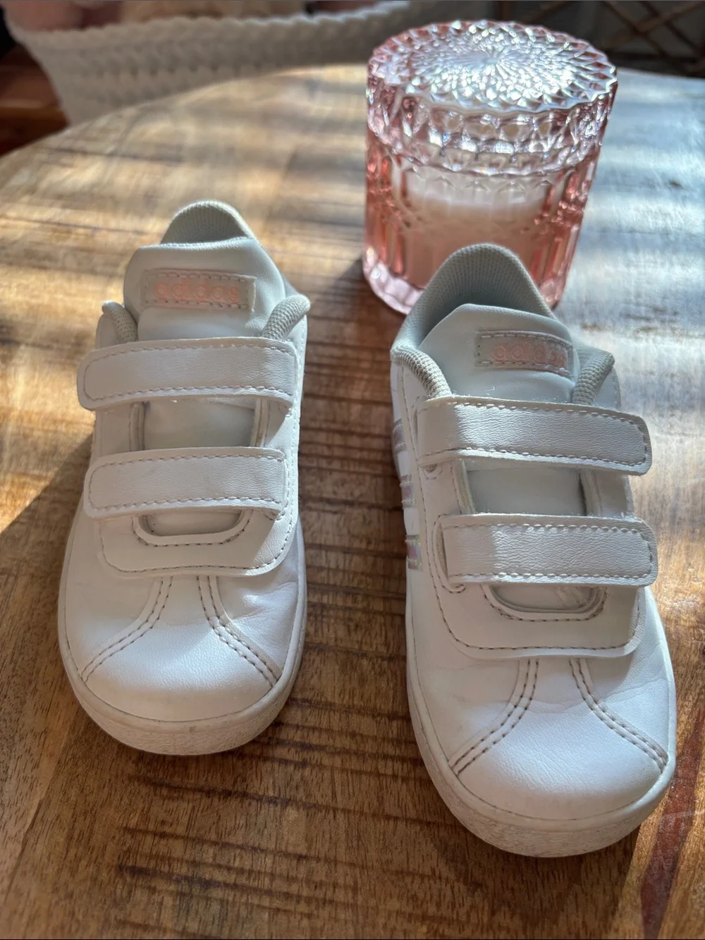 Toddler Adidas size 7K Sneaker white/iridescent w/Velcro Closure